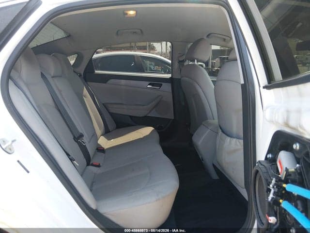 2019 HYUNDAI SONATA SE 8