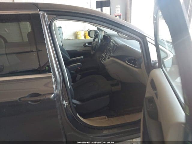 2017 CHRYSLER PACIFICA LX 5