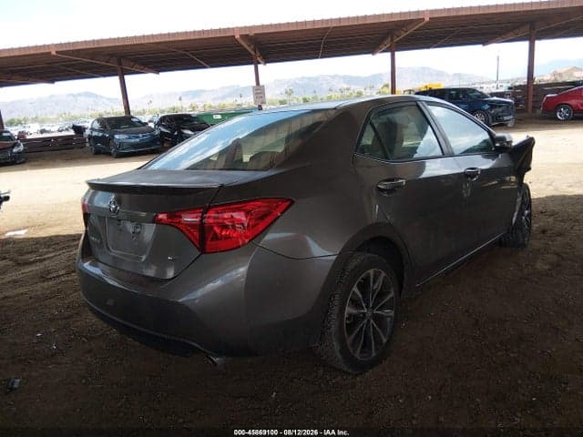 2019 TOYOTA COROLLA SE 4