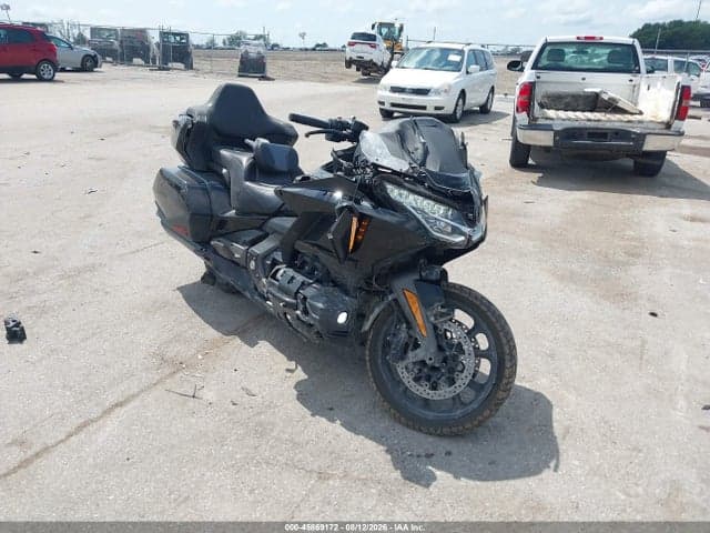 2019 HONDA GL1800 B 1