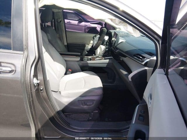 2021 TOYOTA SIENNA XLE 5