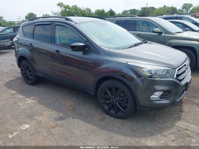 2017 FORD ESCAPE SE 1