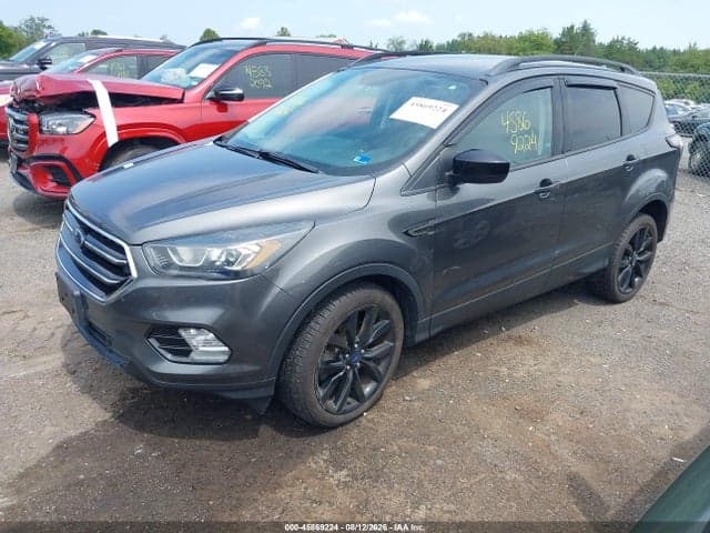 2017 FORD ESCAPE SE 2