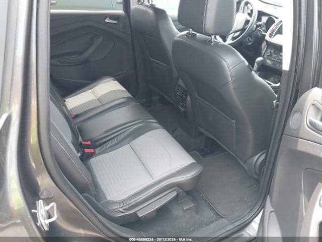 2017 FORD ESCAPE SE 8