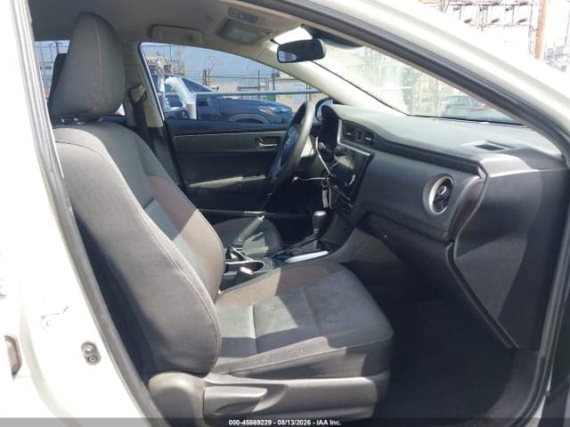 2019 TOYOTA COROLLA LE 5