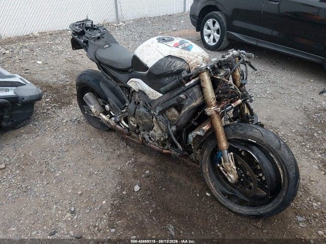 2024 BMW S 1000 RR 1