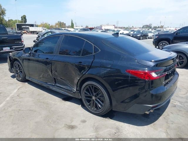 2026 TOYOTA CAMRY SE 3