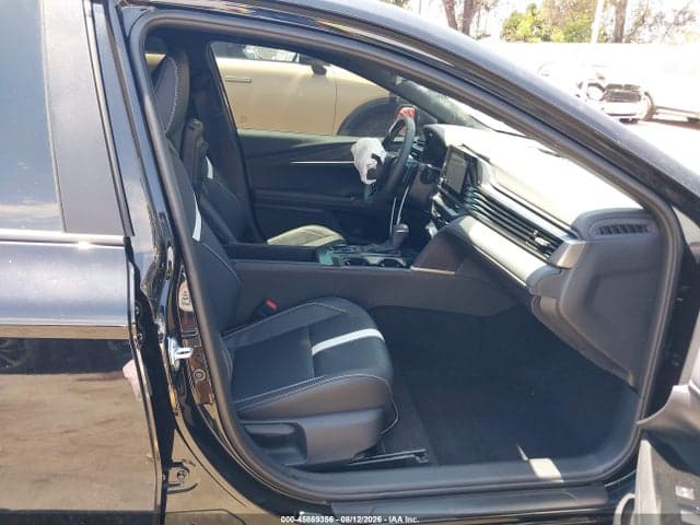 2026 TOYOTA CAMRY SE 5