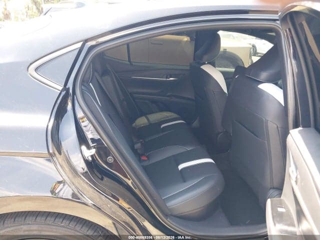 2026 TOYOTA CAMRY SE 8