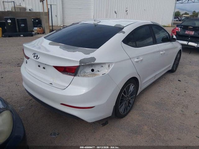 2017 HYUNDAI ELANTRA SE 4