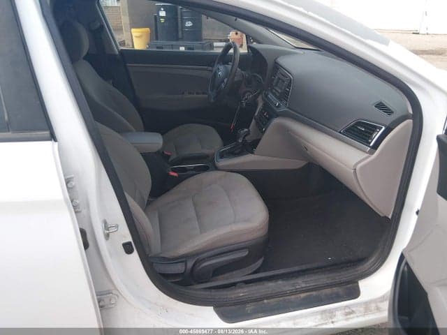 2017 HYUNDAI ELANTRA SE 5