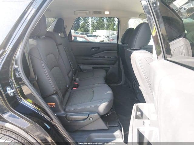 2026 NISSAN PATHFINDER SV 8
