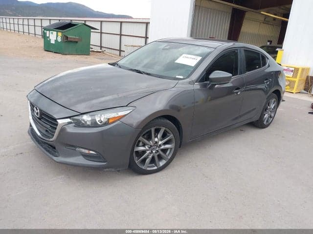 2018 MAZDA MAZDA3 TOURING 2