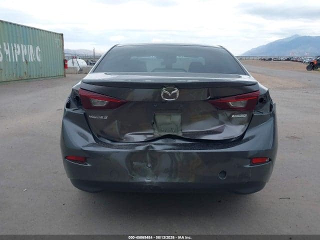 2018 MAZDA MAZDA3 TOURING 6