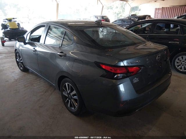 2021 NISSAN VERSA SV XTRONIC CVT 3