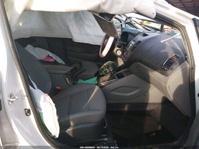 2017 KIA FORTE LX 5