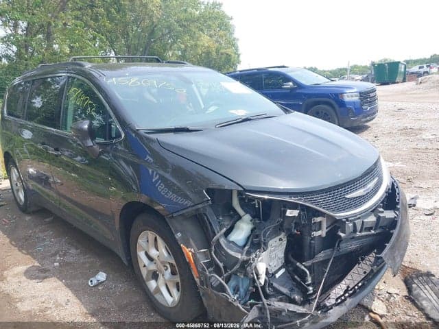 2020 CHRYSLER PACIFICA TOURING 6