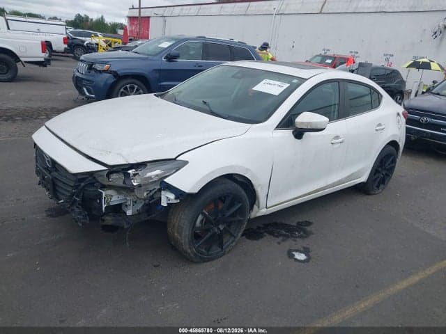 2018 MAZDA MAZDA3 TOURING 2