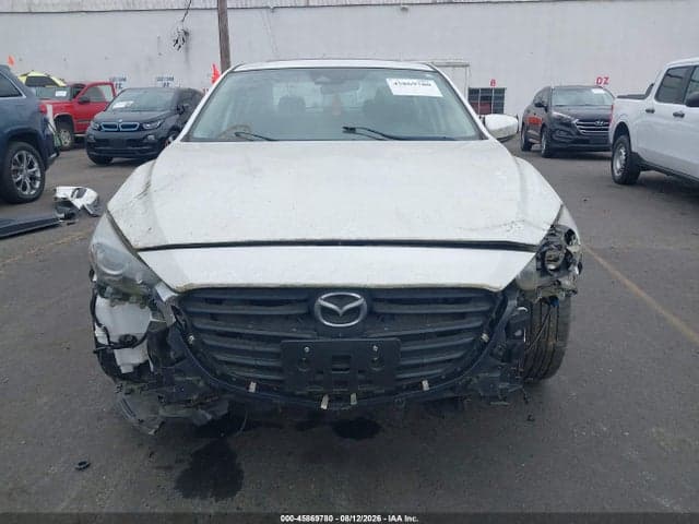 2018 MAZDA MAZDA3 TOURING 6