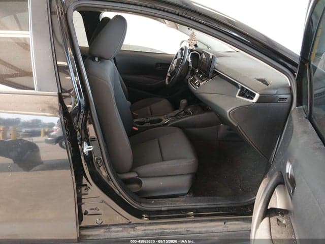 2023 TOYOTA COROLLA LE 3