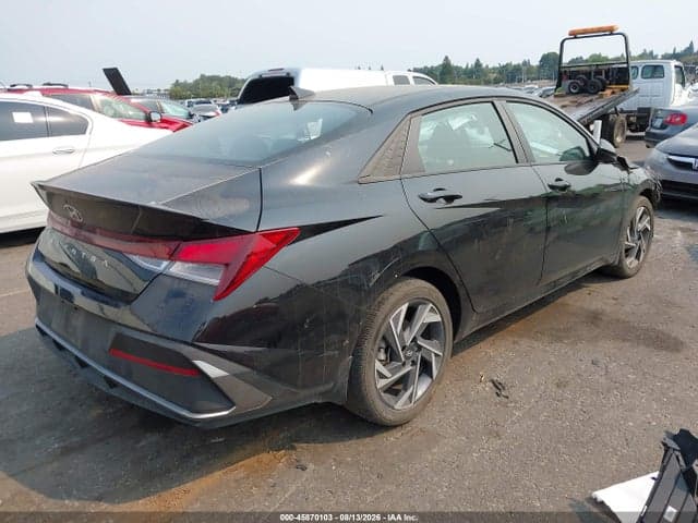 2025 HYUNDAI ELANTRA SEL SPORT 4