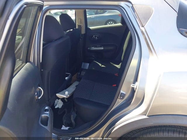 2017 NISSAN JUKE S 8