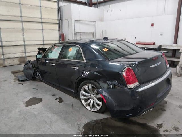 2018 CHRYSLER 300 LIMITED 3