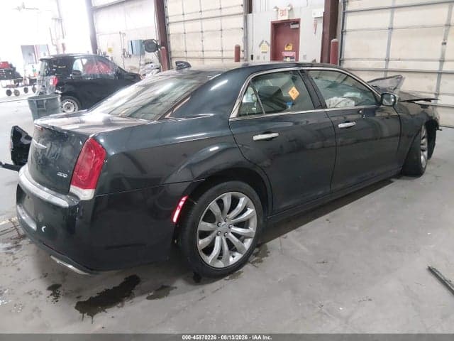 2018 CHRYSLER 300 LIMITED 4