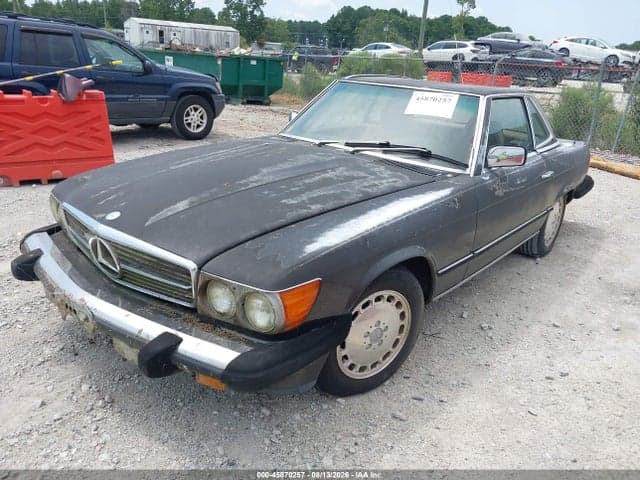1985 MERCEDES-BENZ 380 SL 2