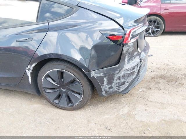 2026 TESLA MODEL 3 6
