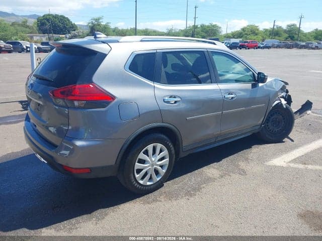 2017 NISSAN ROGUE S 4