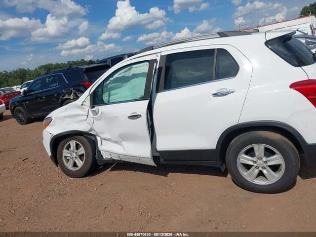 2017 CHEVROLET TRAX LT 14