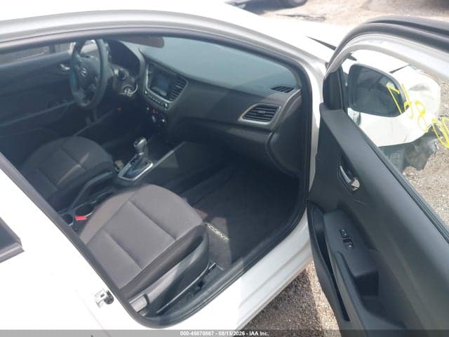 2019 HYUNDAI ACCENT SE 3