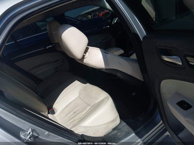 2017 CHRYSLER 300 LIMITED 8