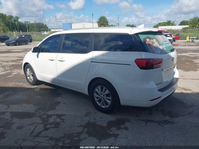 2017 KIA SEDONA LX 3