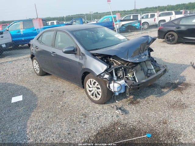2018 TOYOTA COROLLA LE 1