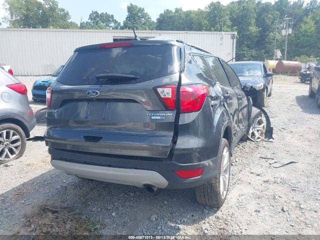 2019 FORD ESCAPE TITANIUM 4