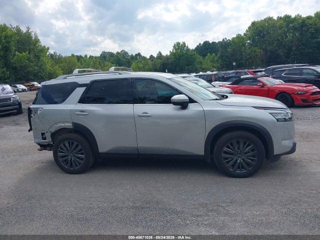 2023 NISSAN PATHFINDER SL 4WD 14
