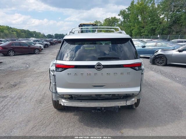 2023 NISSAN PATHFINDER SL 4WD 17