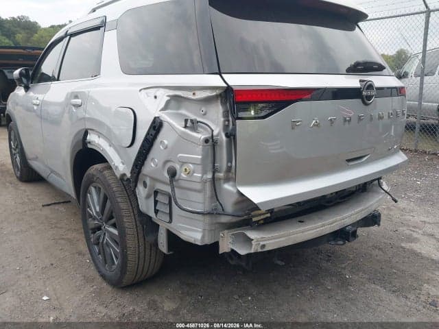 2023 NISSAN PATHFINDER SL 4WD 18