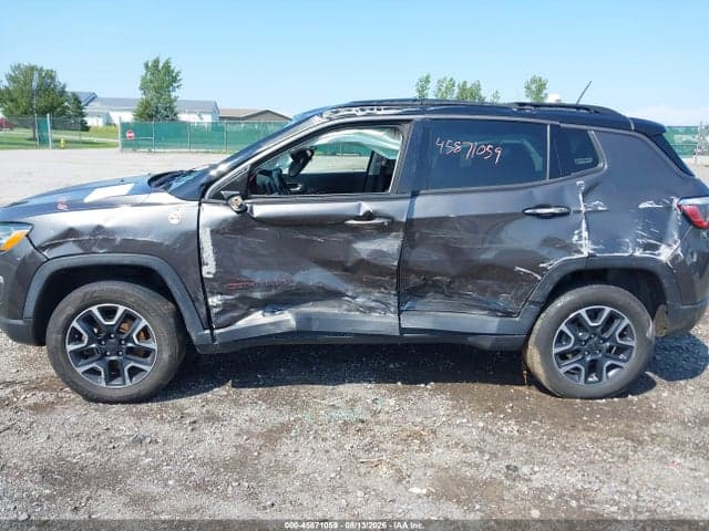 2019 JEEP COMPASS TRAILHAWK 4X4 14