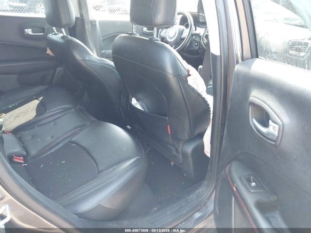 2019 JEEP COMPASS TRAILHAWK 4X4 8