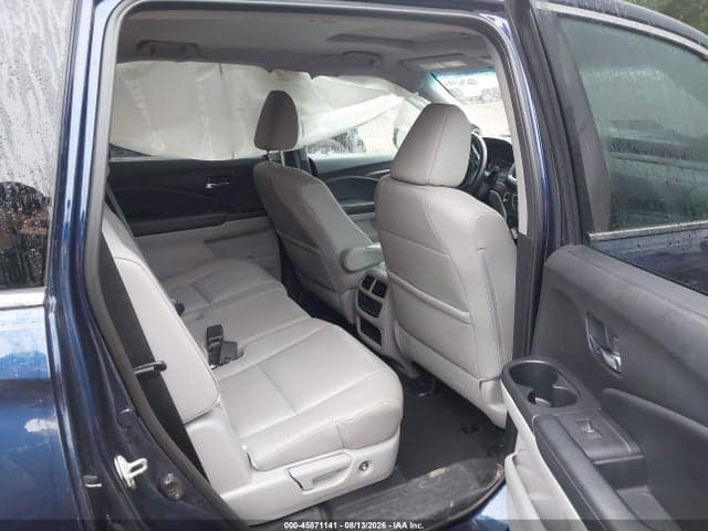2017 HONDA PILOT EX-L 8