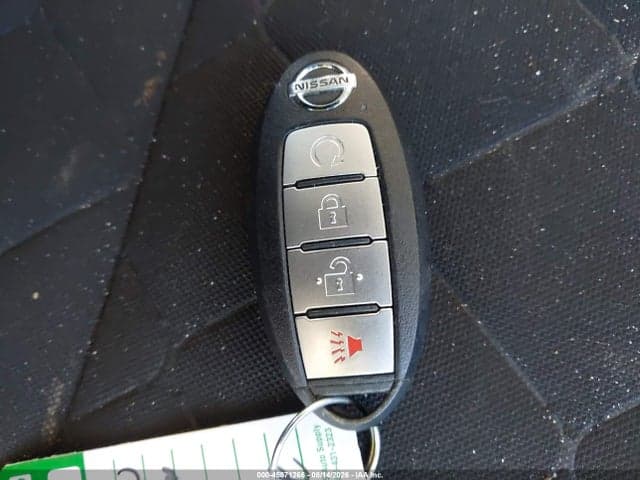 2018 NISSAN KICKS SV 11