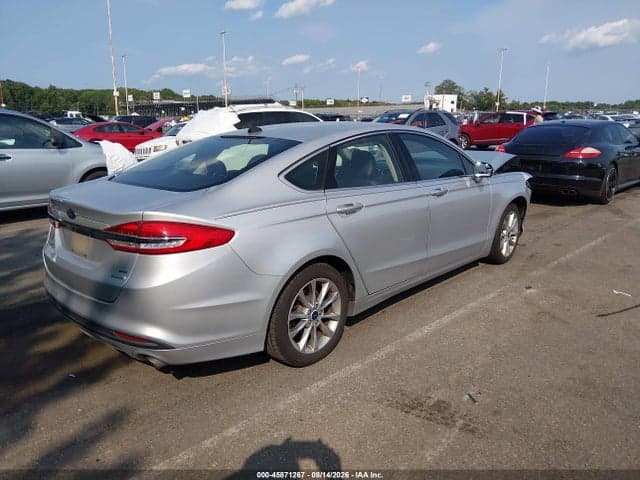 2017 FORD FUSION SE 4