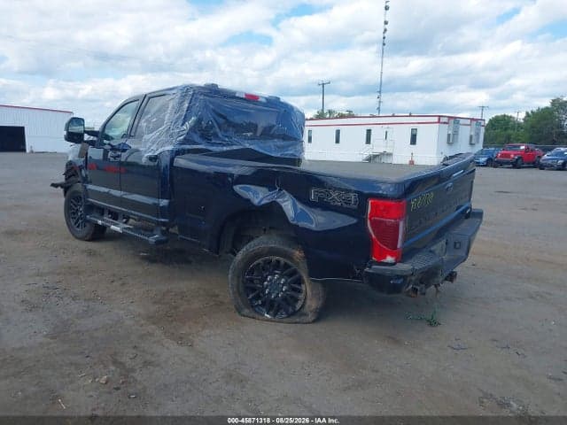 2021 FORD F-250 LARIAT 3
