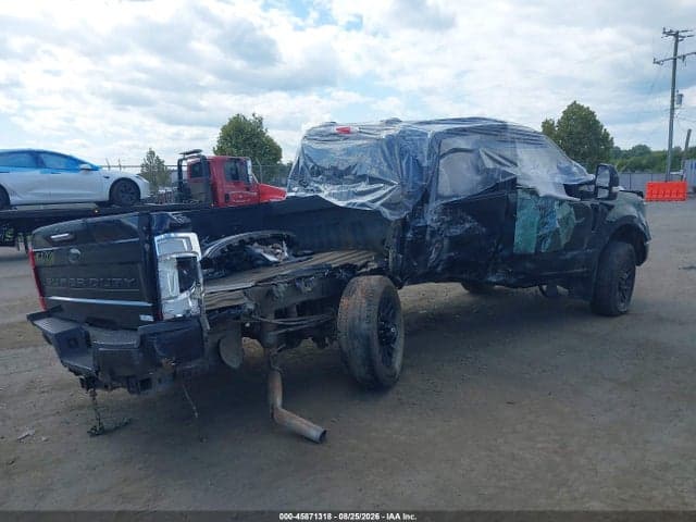 2021 FORD F-250 LARIAT 4