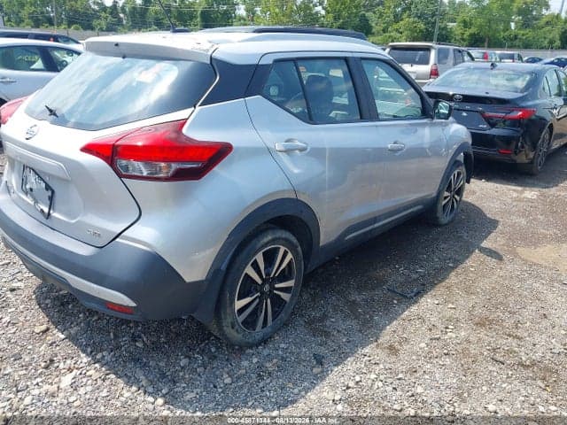 2019 NISSAN KICKS SR 4