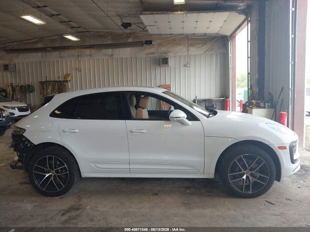 2025 PORSCHE MACAN T 13