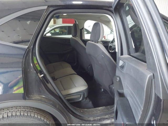 2021 FORD ESCAPE S 8